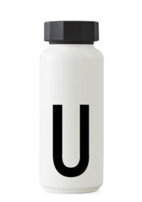Garrafa isotérmica de Arne Jacobsen - 500 ml - Letra U White Design Letras Arne Jacobsen