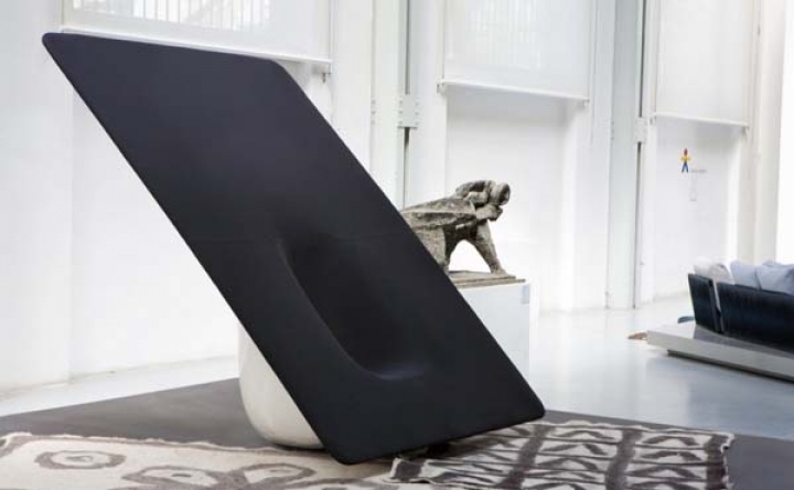 03_woofer_Chair_Ministry_of_Design