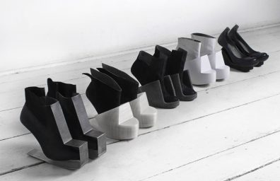 Zapatos de las mujeres conceptual Iga Węglińska