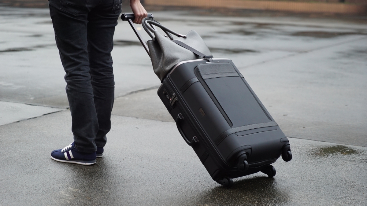 Andrea Bridges Design suitcase Floatti